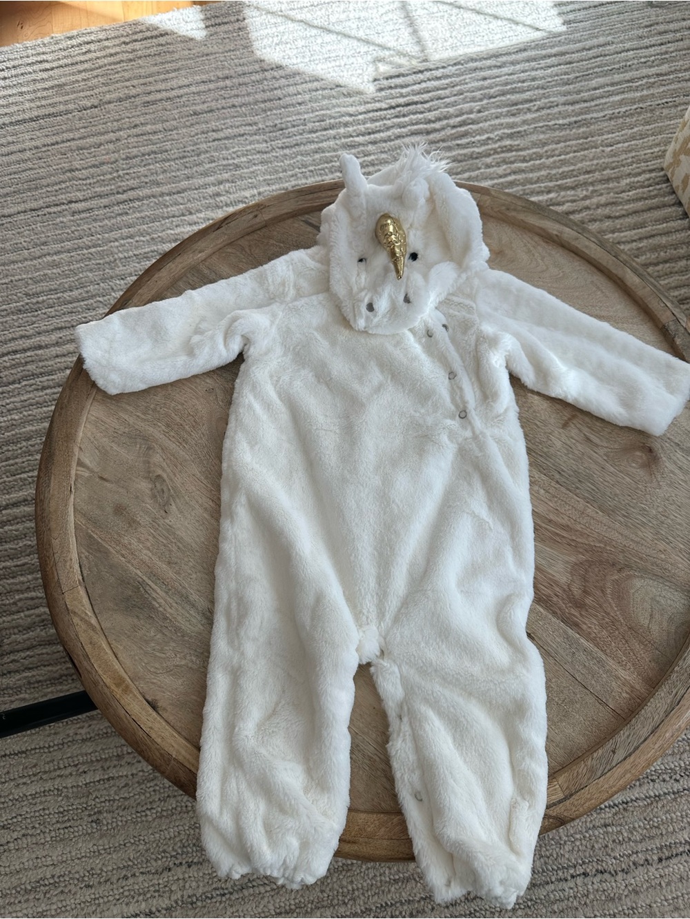 Pottery Barn Kids White Plush Unicorn Hooded One-Piece with Gold Horn size 12-24